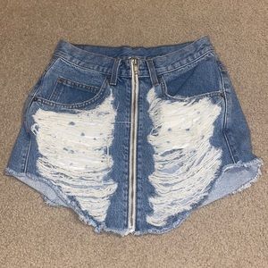 Carmar jean skirt with rips and zipper size 27